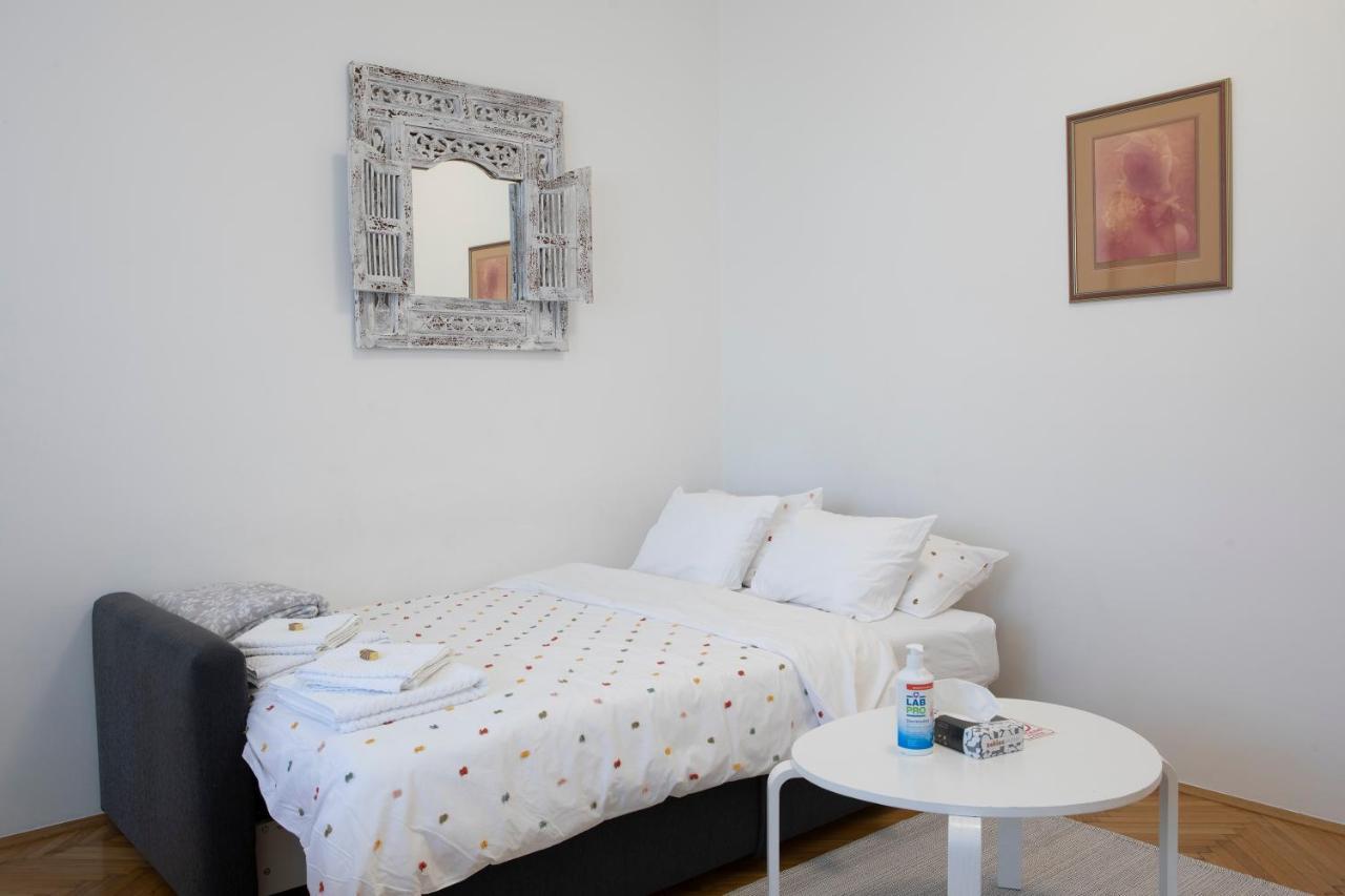 Vedrana-Near Centre And Free Garage, Electricity For Electric Cars Zagreb Exterior foto