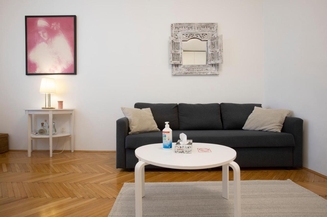 Vedrana-Near Centre And Free Garage, Electricity For Electric Cars Zagreb Exterior foto